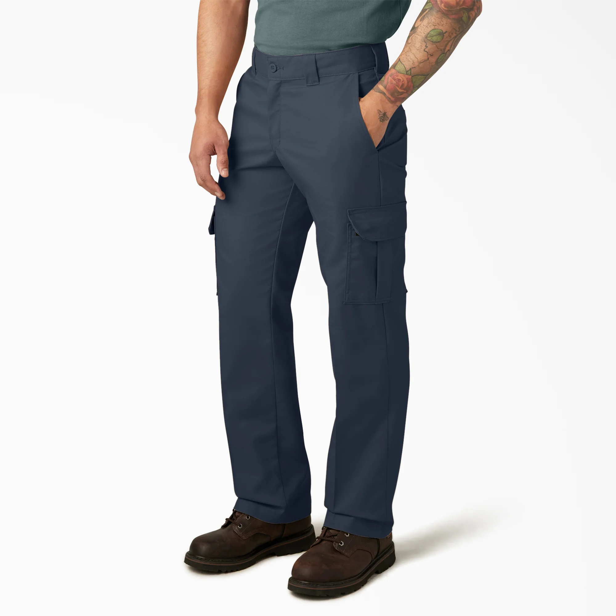 FLEX Relaxed Fit Cargo Pants 3 FLEX Relaxed Fit Cargo Pants
