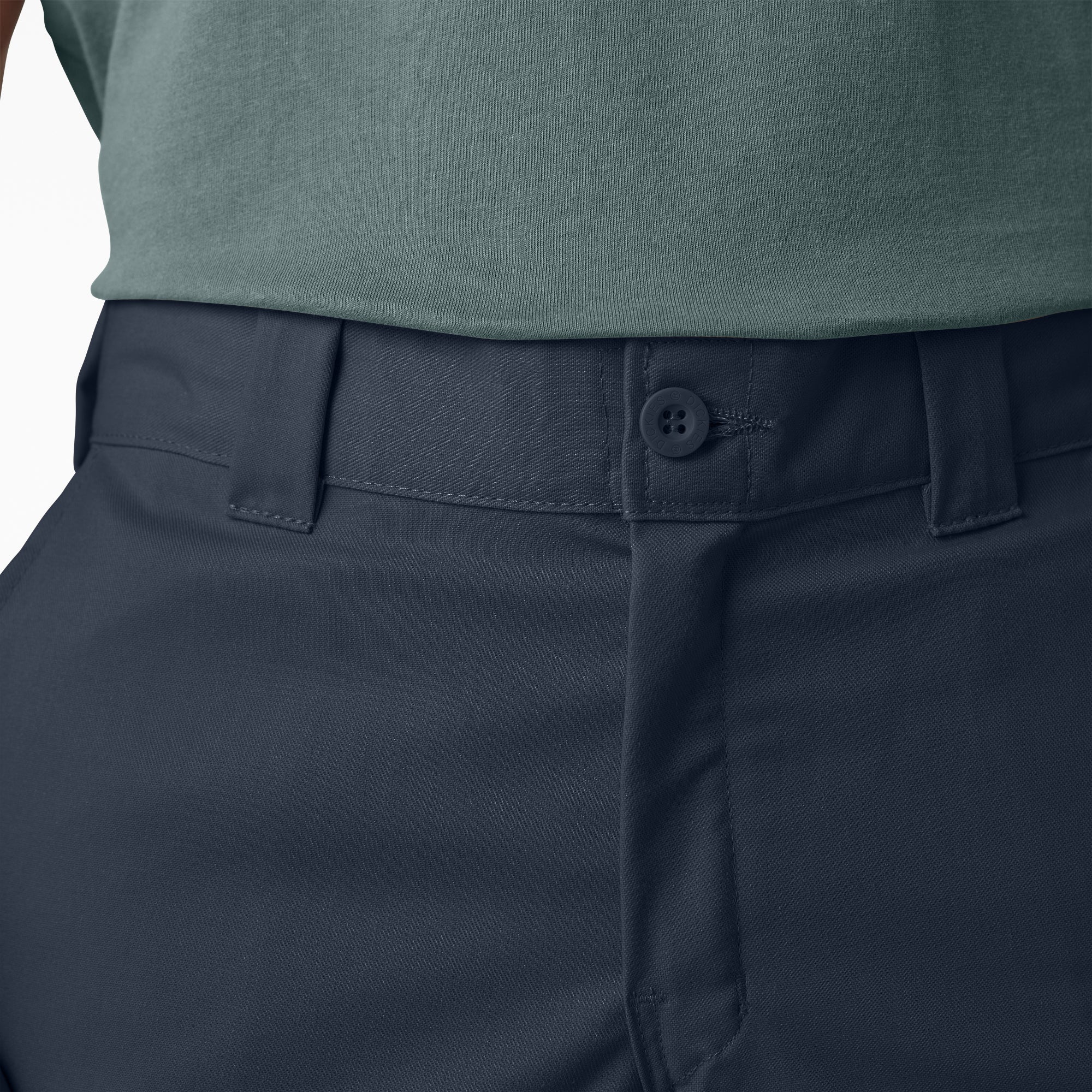 FLEX Relaxed Fit Cargo Pants 6 FLEX Relaxed Fit Cargo Pants