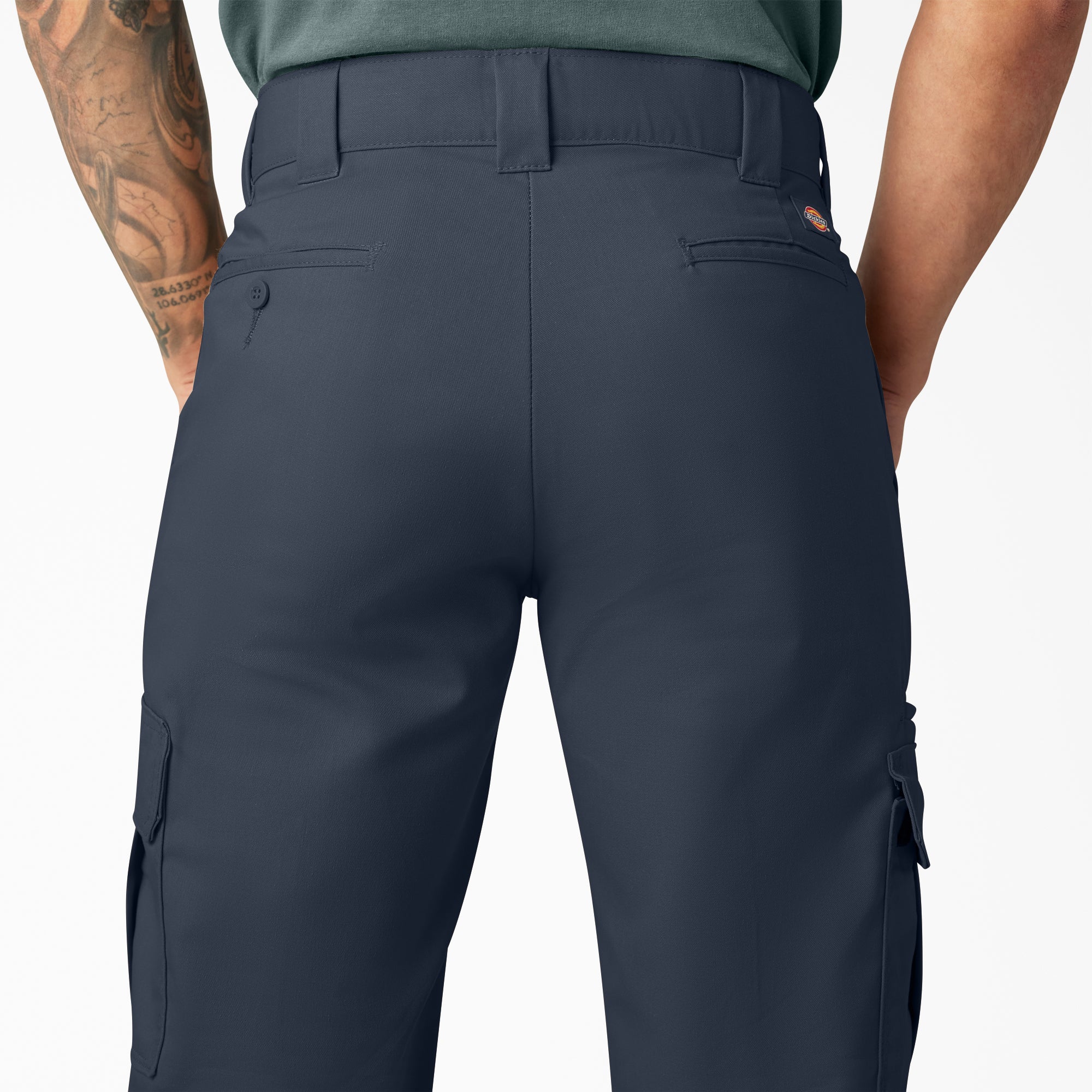 FLEX Relaxed Fit Cargo Pants 7 FLEX Relaxed Fit Cargo Pants