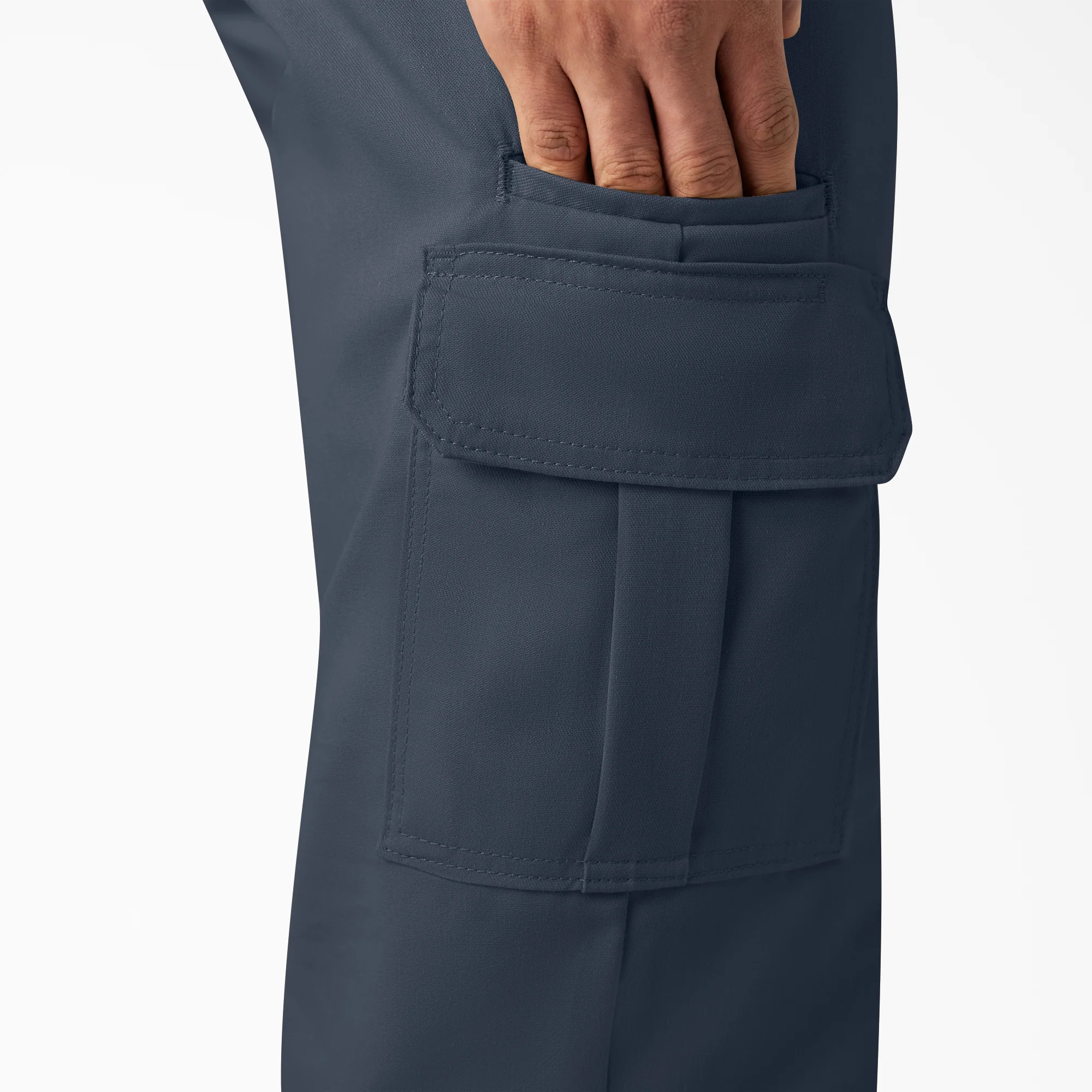 FLEX Relaxed Fit Cargo Pants 8 FLEX Relaxed Fit Cargo Pants