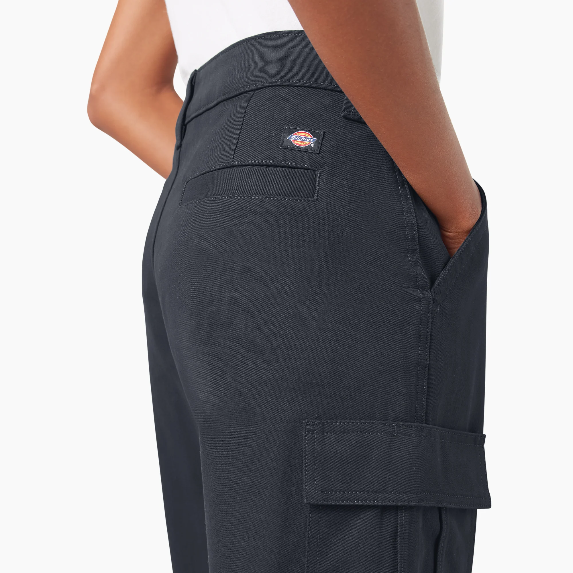 Women's Relaxed Fit Cargo Pants 6 Women's Relaxed Fit Cargo Pants