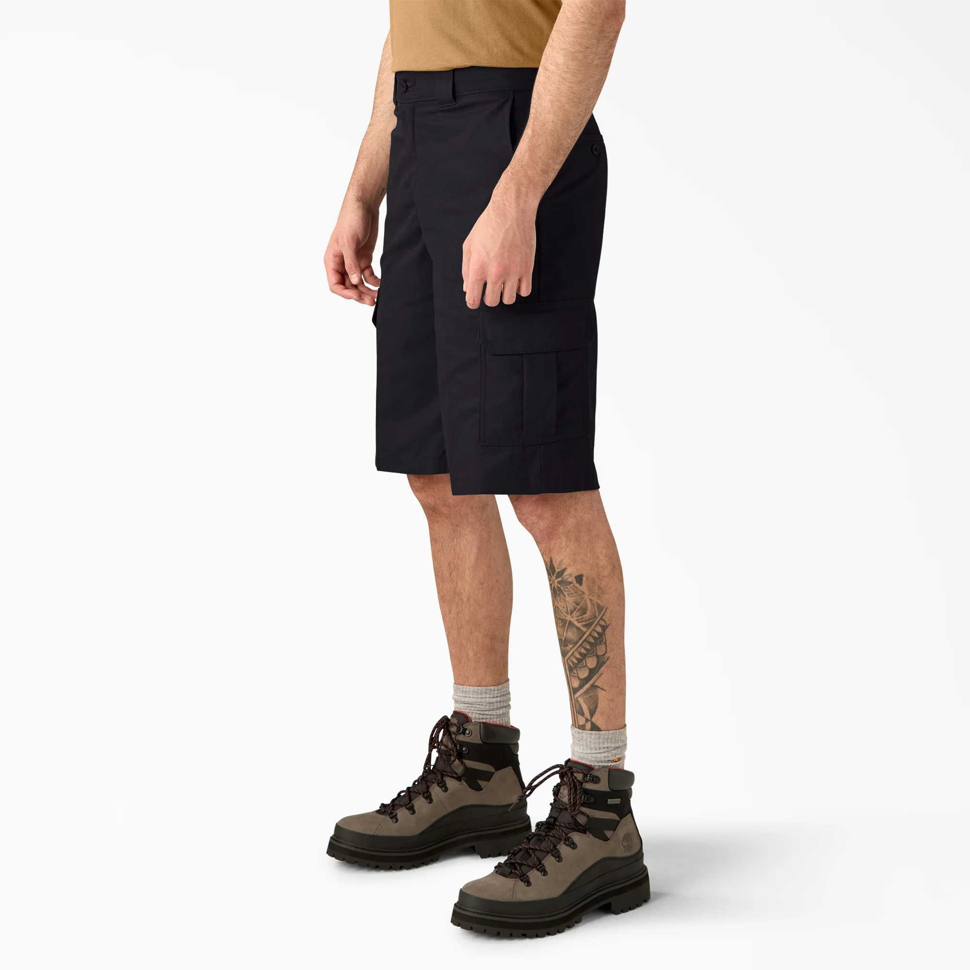 FLEX Relaxed Fit Cargo Shorts, 13" 3 FLEX Relaxed Fit Cargo Shorts, 13"