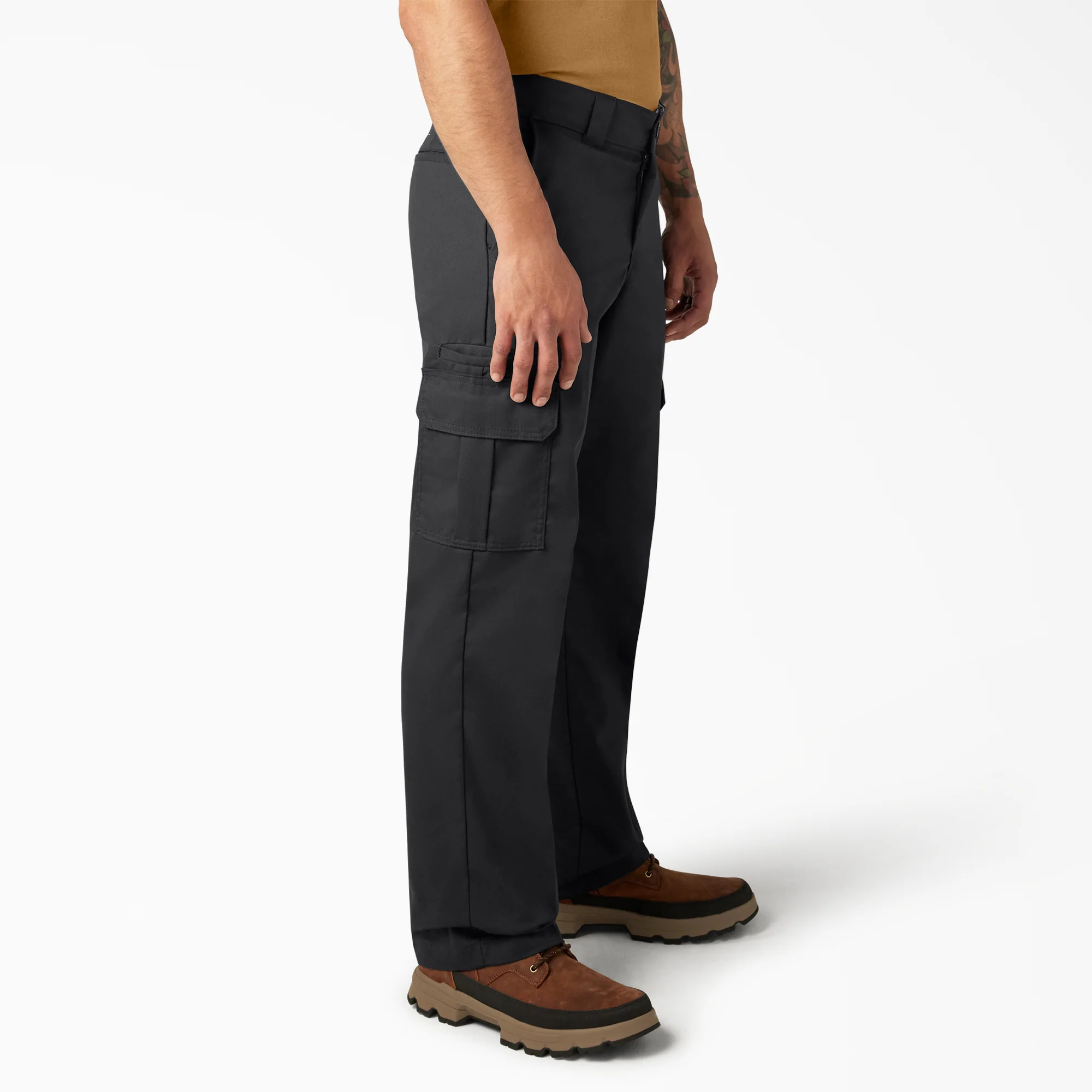 FLEX Relaxed Fit Cargo Pants 4 FLEX Relaxed Fit Cargo Pants