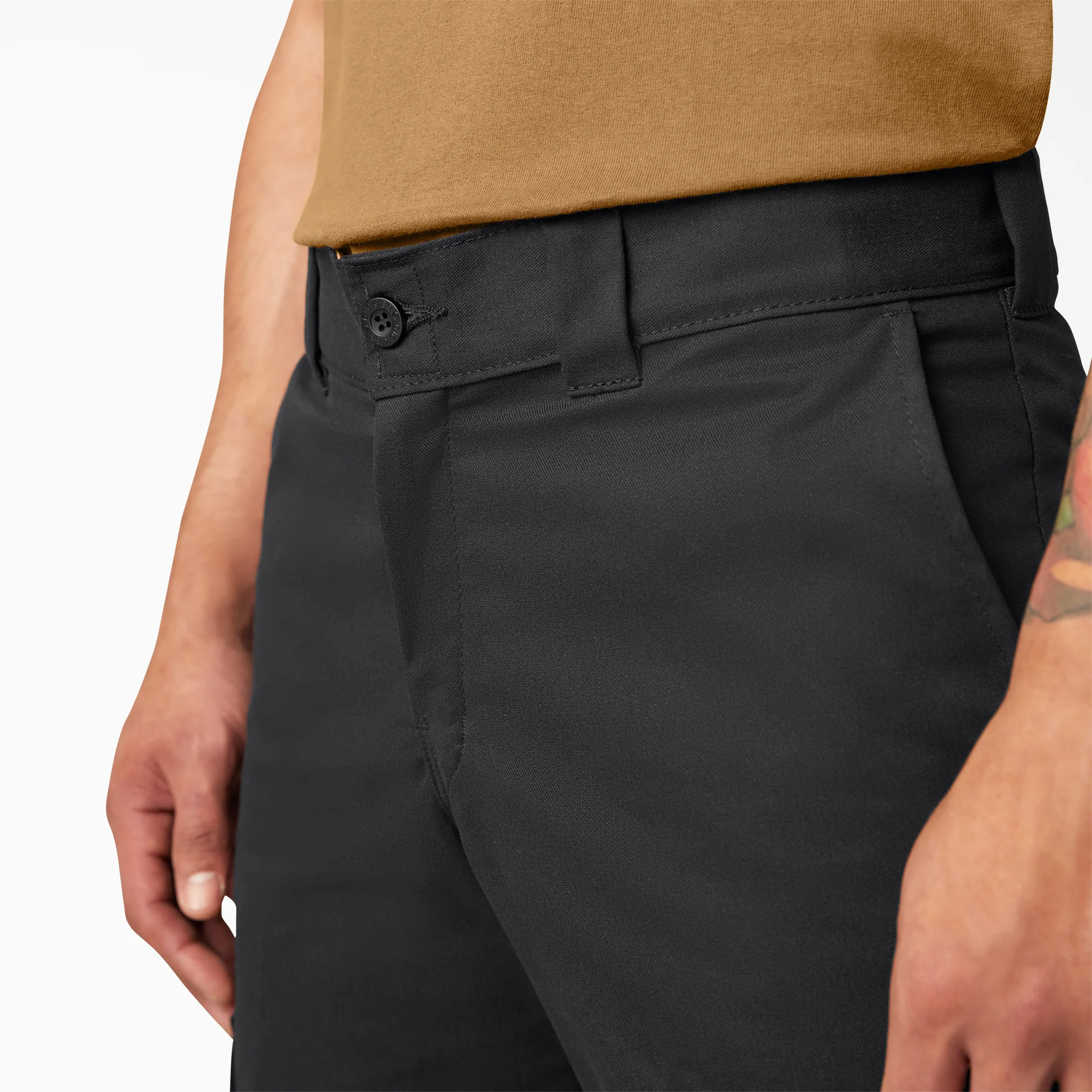FLEX Relaxed Fit Cargo Pants 7 FLEX Relaxed Fit Cargo Pants
