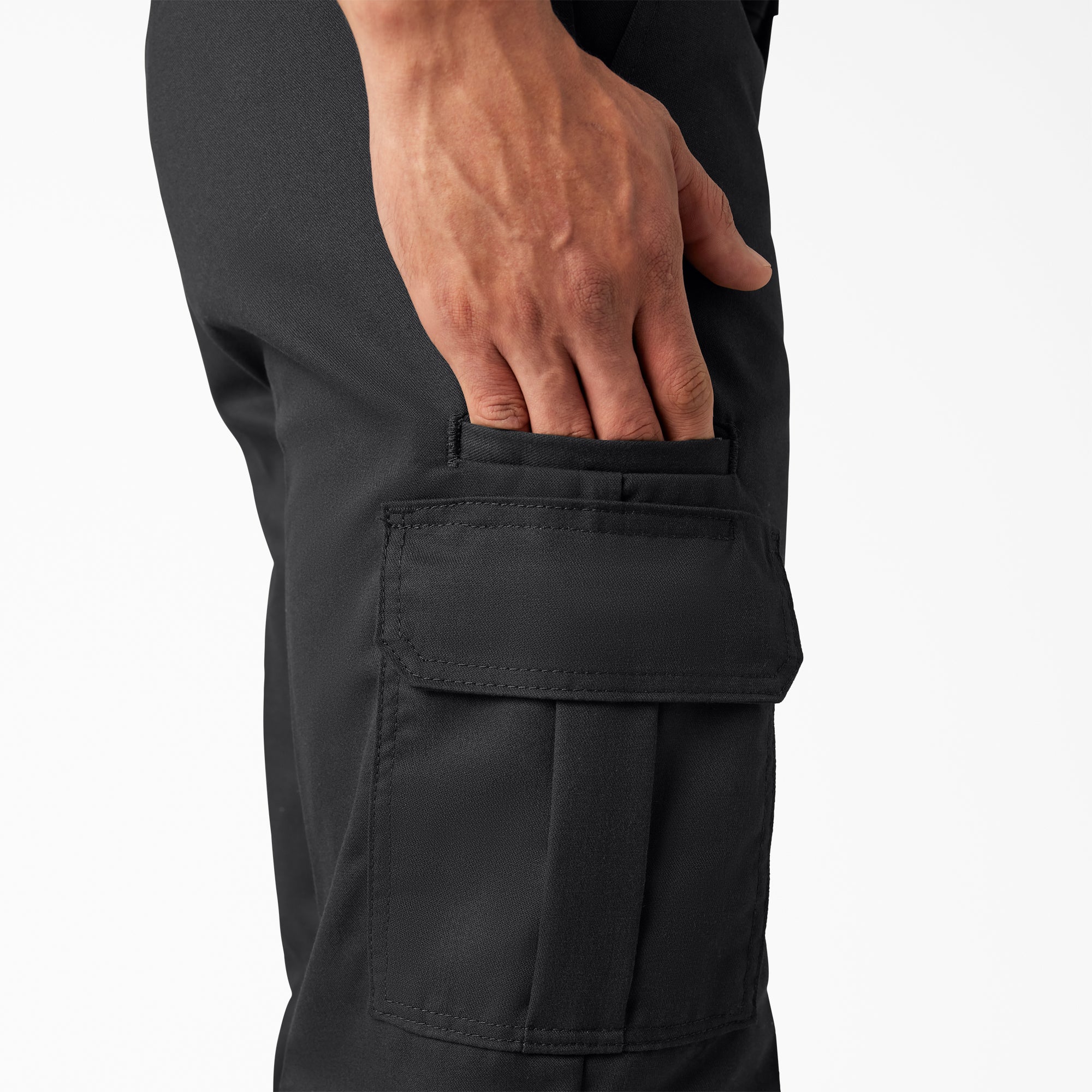 FLEX Relaxed Fit Cargo Pants 9 FLEX Relaxed Fit Cargo Pants