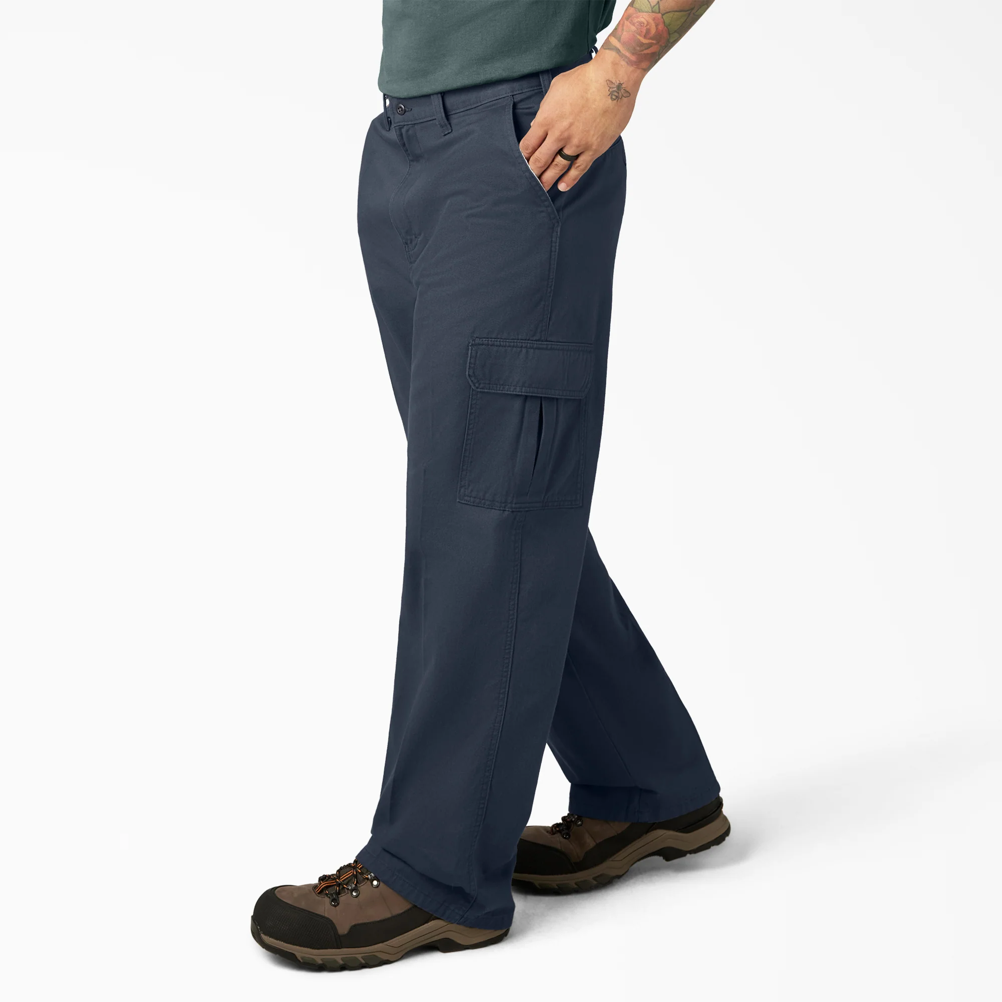 Loose Fit Cargo Pants 3 Loose Fit Cargo Pants
