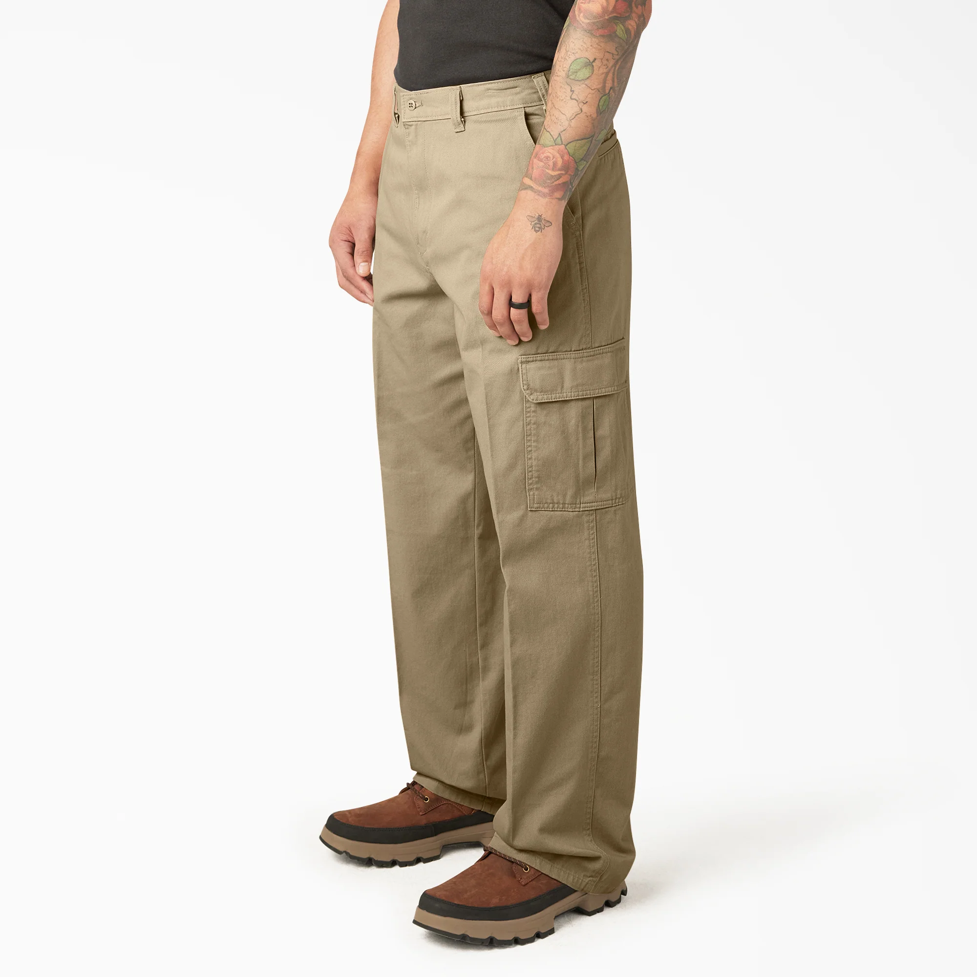 Loose Fit Cargo Pants 3 Loose Fit Cargo Pants