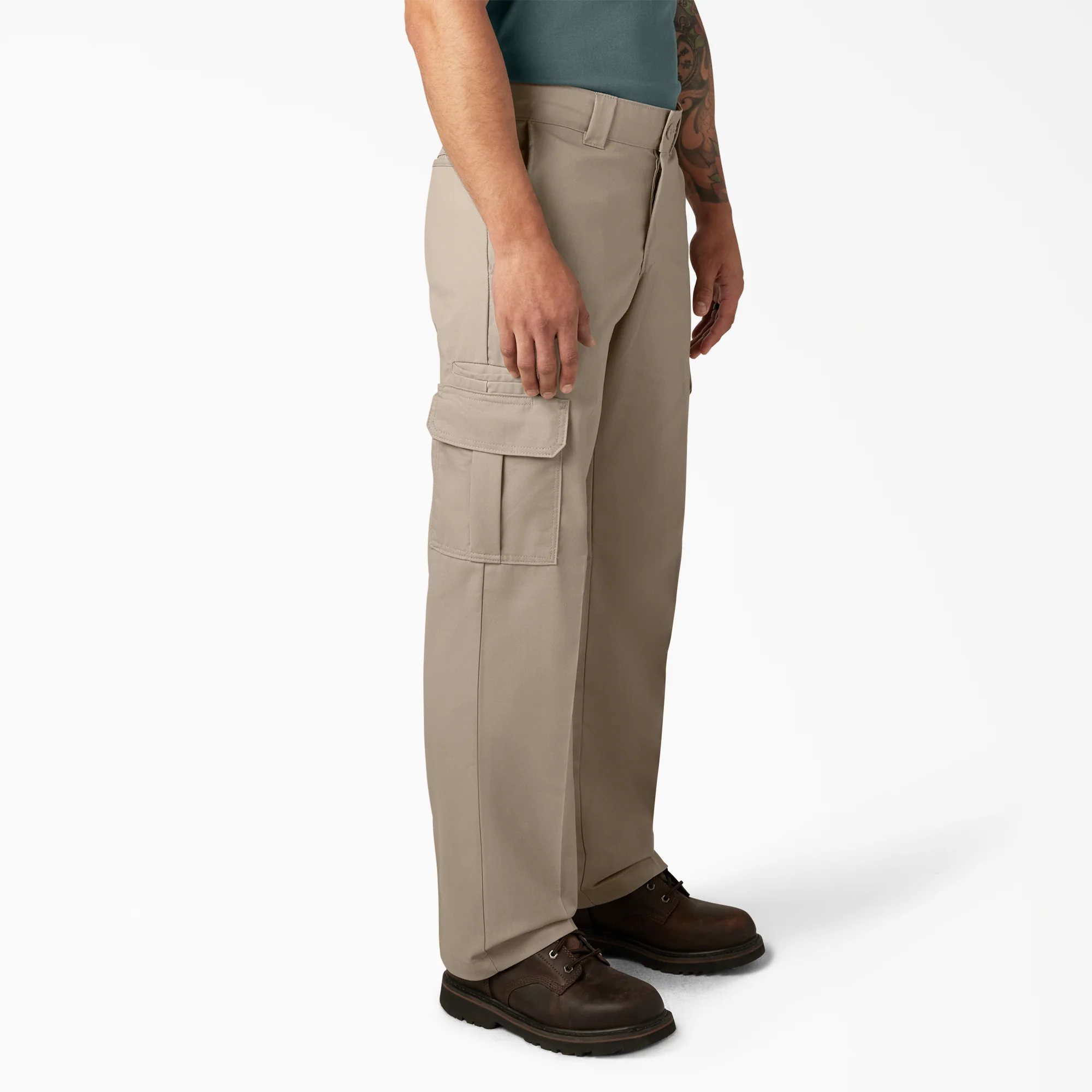 FLEX Relaxed Fit Cargo Pants 4 FLEX Relaxed Fit Cargo Pants