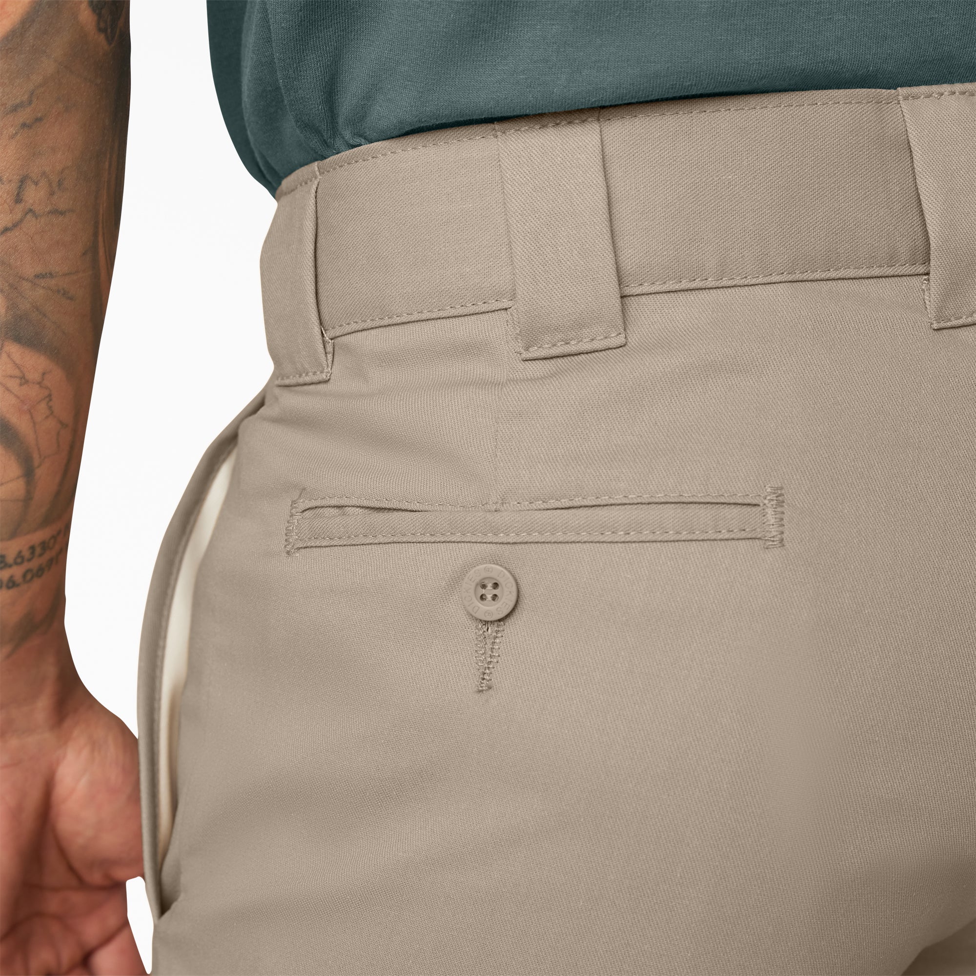 FLEX Relaxed Fit Cargo Pants 7 FLEX Relaxed Fit Cargo Pants