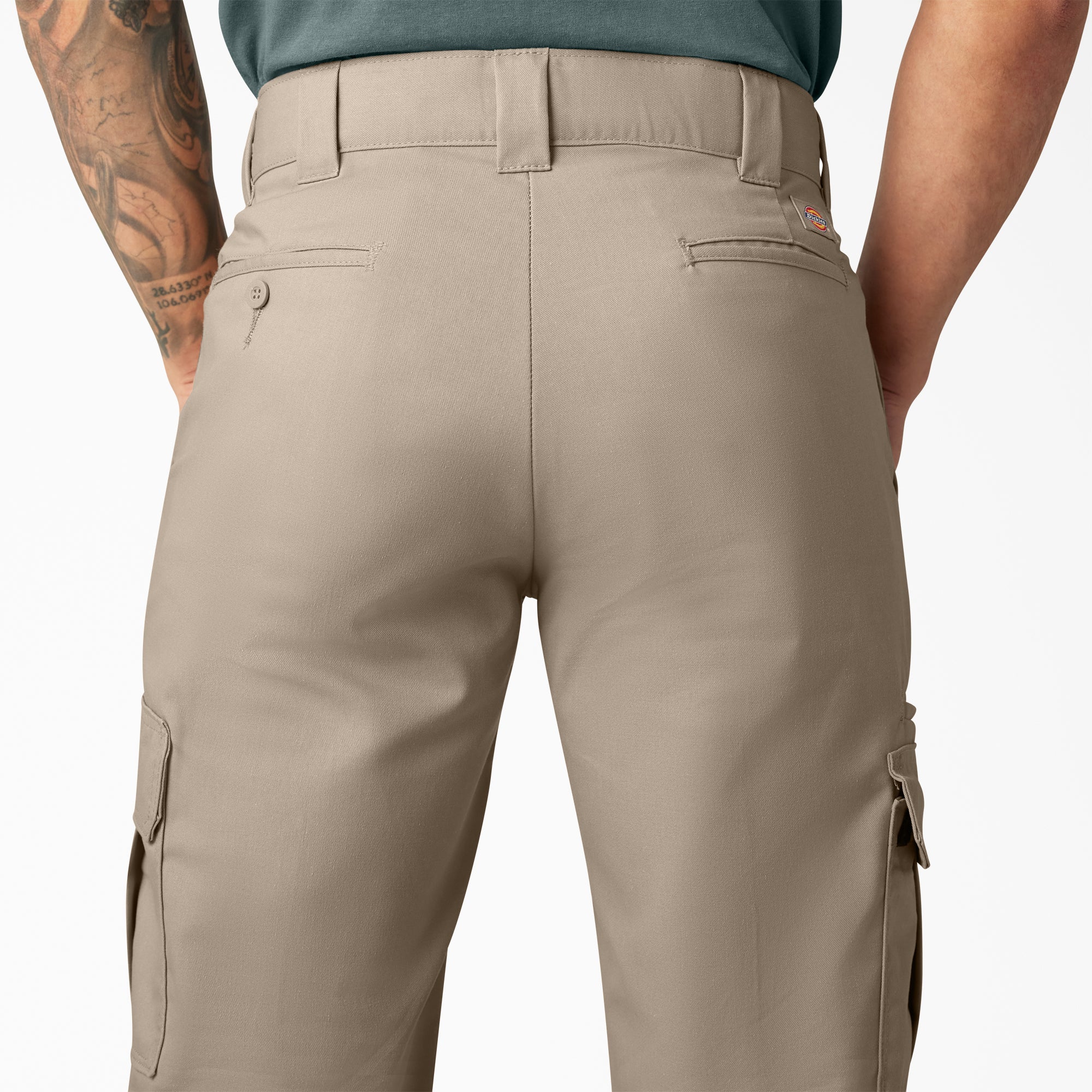 FLEX Relaxed Fit Cargo Pants 9 FLEX Relaxed Fit Cargo Pants